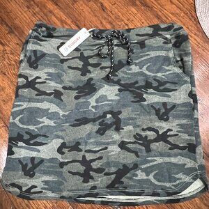 SUNDRY cotton skirt - green and black camo